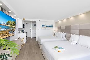 Ocean and City Views at Island Colony Near Waikiki Beach