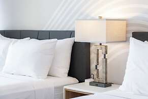 Ocean and City Views at Island Colony Near Waikiki Beach