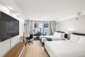 Ocean and City Views at Island Colony Near Waikiki Beach