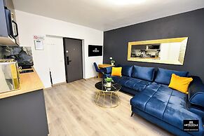 Metropole Apartments Central City