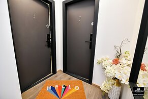 Metropole Apartments Central City