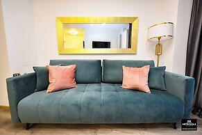 Metropole Apartments Central City