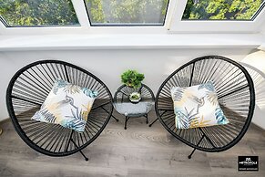 Metropole Apartments Central City