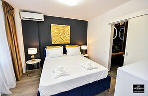 Metropole Apartments Central City