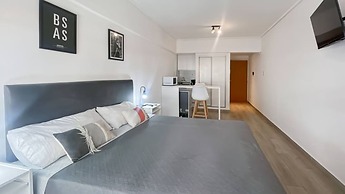 Modern Studio With Amenities in the Heart of the City -U8