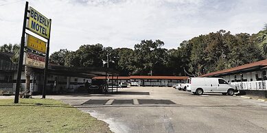 BEVERLY MOTEL