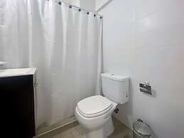 Modern Studio With Amenities in the Heart of the City -U9