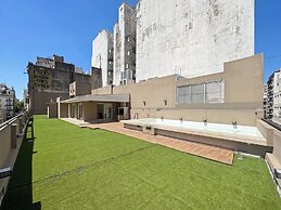 Modern Studio With Amenities in the Heart of the City -U9