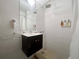 Modern Studio With Amenities in the Heart of the City -U9