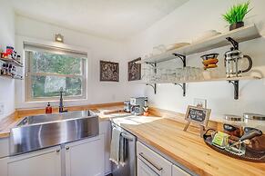 1 Mi to Skiing: Cozy Townhome in Beech Mountain!