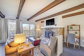 1 Mi to Skiing: Cozy Townhome in Beech Mountain!