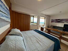 Mirador Suites Beira Mar com Piscina