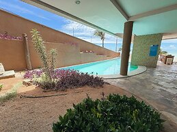 Mirador Suites Beira Mar com Piscina