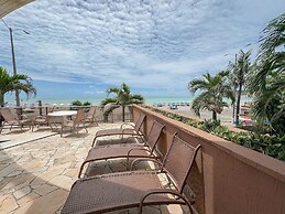 Mirador Suites Beira Mar com Piscina