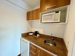 Mirador Suites Beira Mar com Piscina