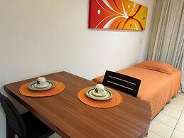 Mirador Suites Beira Mar com Piscina