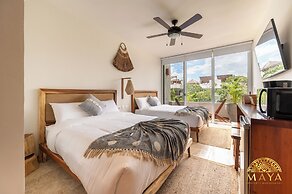 NHOA 305C Lux 1BR Pool View Aldea Zama