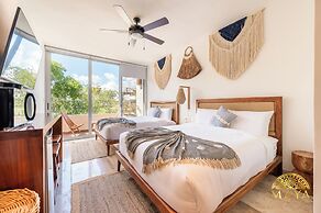 NHOA 307A Lux 2BR Pool View Aldea Zama