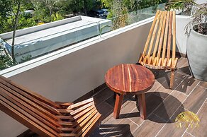 NHOA 307A Lux 2BR Pool View Aldea Zama