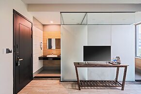 Greenview City Hotel