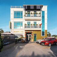 Greenview City Hotel