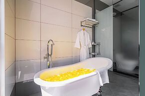 Greenview City Hotel