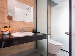 Greenview City Hotel