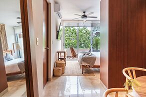 NHOA 311A Lux 2BR Pool View Aldea Zama