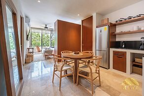 NHOA 311A Lux 2BR Pool View Aldea Zama