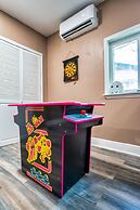 Sinatra Fun 5BD Home Huge Pool Game Room