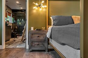 Sinatra Fun 5BD Home Huge Pool Game Room