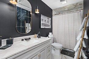 Sinatra Fun 5BD Home Huge Pool Game Room