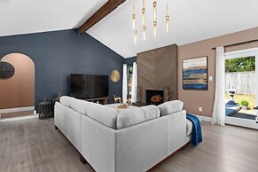 Sinatra Fun 5BD Home Huge Pool Game Room