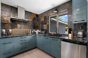 Sinatra Fun 5BD Home Huge Pool Game Room