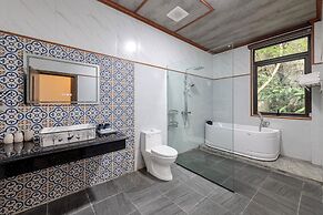 Chay Mountain Retreat Ninh Binh