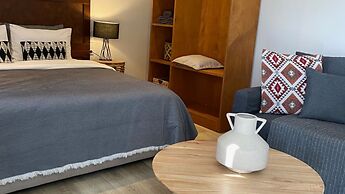 Room-cactus Suberb Suite With Private Po