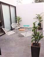 Comfortable, Spacious Penthouse- 2 Bedrooms- 7 People