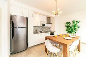 Comfortable, Spacious Penthouse- 2 Bedrooms- 7 People