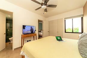 Comfortable, Spacious Penthouse- 2 Bedrooms- 7 People