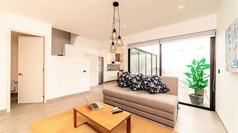 Comfortable, Spacious Penthouse- 2 Bedrooms- 7 People