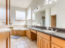 5-bedroom With 6 Beds for Social Gathering