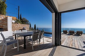 Villa Vue Mer La Californie – Face aux îles d’Or