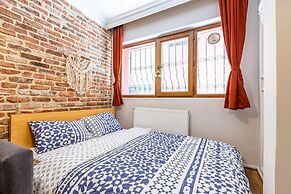 Galata Five Apartment