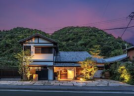 Izumigaya Craft Inn WARAKU