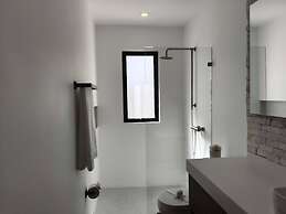Private Pool - 1 Bedroom Condo - 2 To 4 People