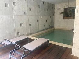 Private Pool - 1 Bedroom Condo - 2 To 4 People
