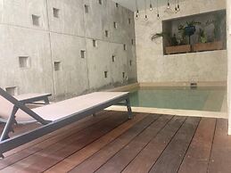 Private Pool - 1 Bedroom Condo - 2 To 4 People