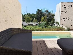 Private Pool - 1 Bedroom Condo - 2 To 4 People