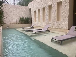 Private Pool - 1 Bedroom Condo - 2 To 4 People