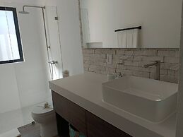 Private Pool - 1 Bedroom Condo - 2 To 4 People